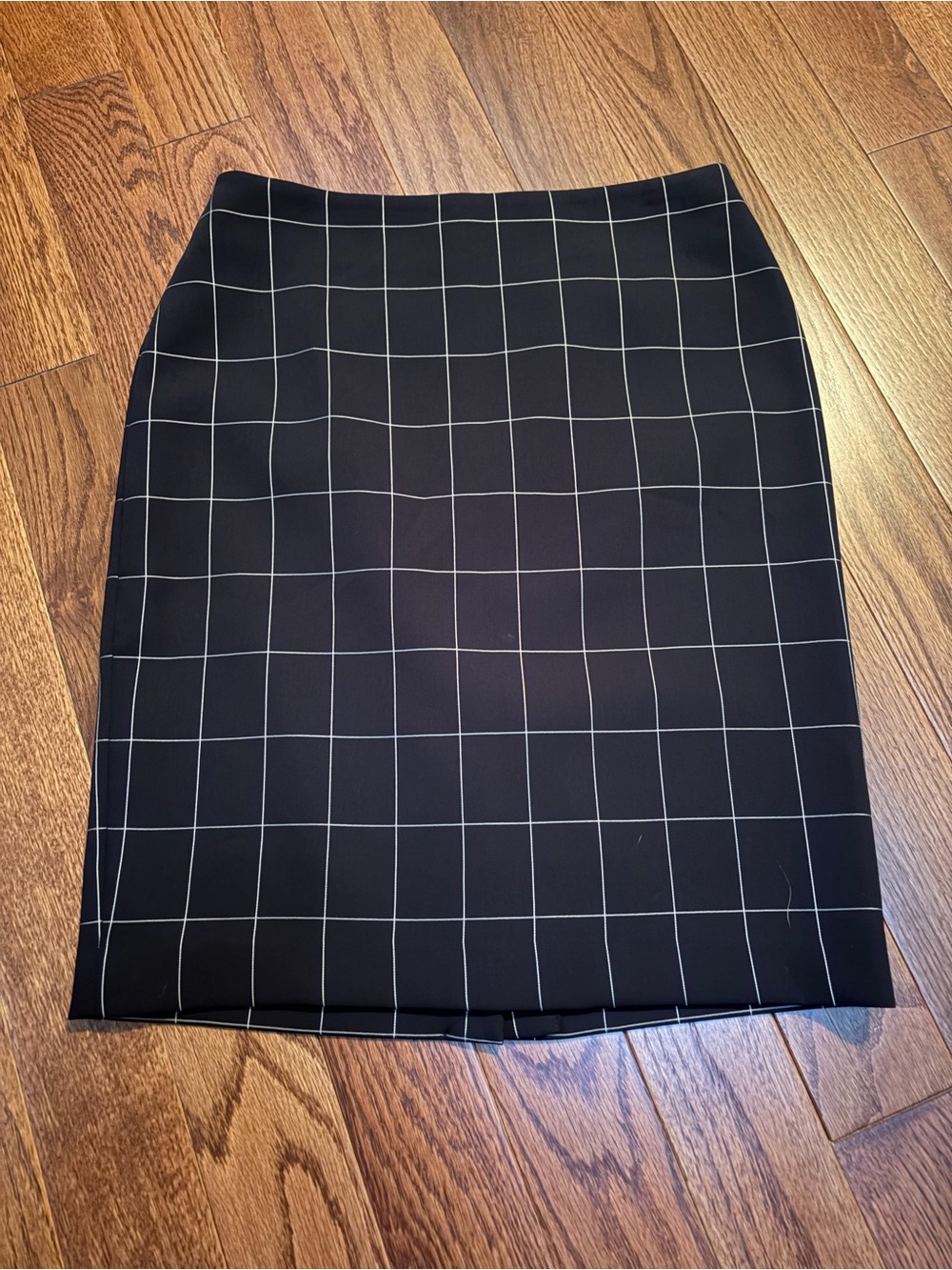Calvin Klein Black Pencil Skirt with White Windowpane Grid Size 6